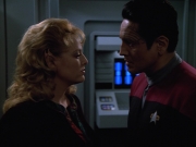 extant_StarTrekVOY_4x22-Unforgettable_03456.jpg