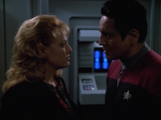 extant_StarTrekVOY_4x22-Unforgettable_03457.jpg
