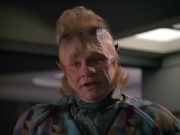 extant_StarTrekVOY_4x22-Unforgettable_03762.jpg