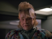 extant_StarTrekVOY_4x22-Unforgettable_03777.jpg