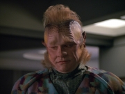 extant_StarTrekVOY_4x22-Unforgettable_03778.jpg