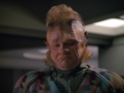extant_StarTrekVOY_4x22-Unforgettable_03780.jpg