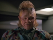 extant_StarTrekVOY_4x22-Unforgettable_03788.jpg