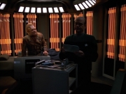 extant_StarTrek_Voyager_4x24-Demon_01754.jpg
