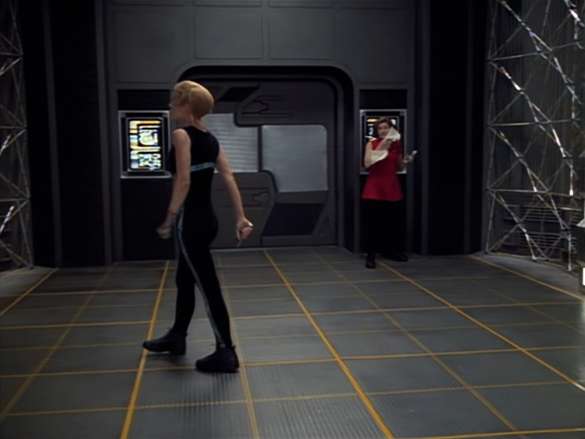 extant_StarTrek_Voyager_4x26-HopeAndFear_00039.jpg