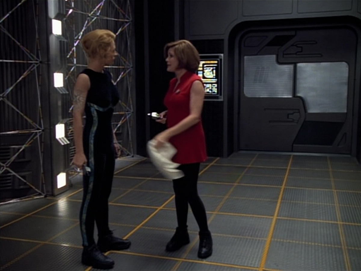 extant_StarTrek_Voyager_4x26-HopeAndFear_00097.jpg