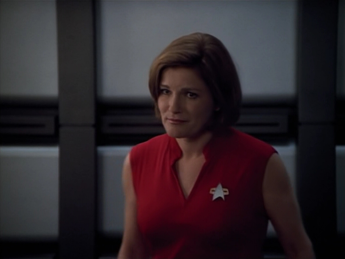 extant_StarTrek_Voyager_4x26-HopeAndFear_00110.jpg