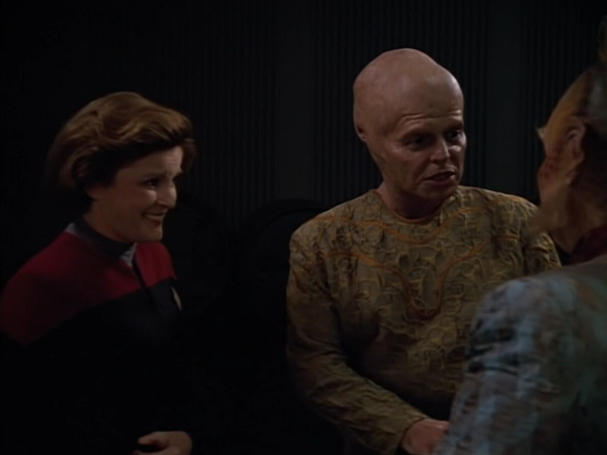 extant_StarTrek_Voyager_4x26-HopeAndFear_00515.jpg