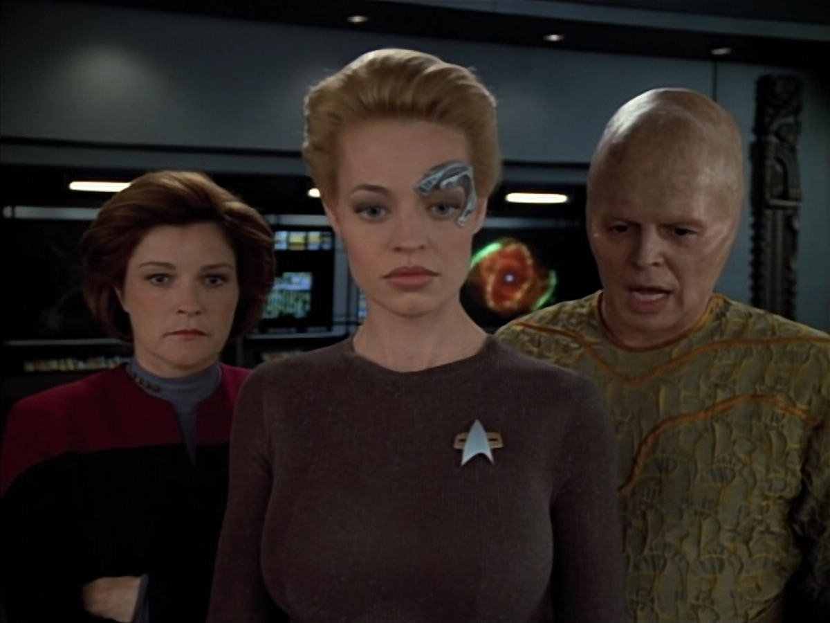extant_StarTrek_Voyager_4x26-HopeAndFear_00616.jpg