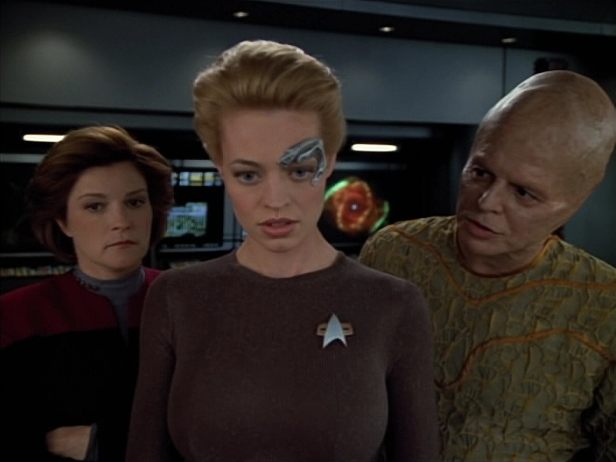 extant_StarTrek_Voyager_4x26-HopeAndFear_00630.jpg