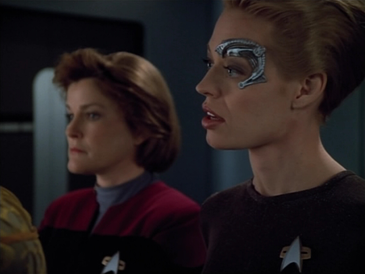 extant_StarTrek_Voyager_4x26-HopeAndFear_00663.jpg