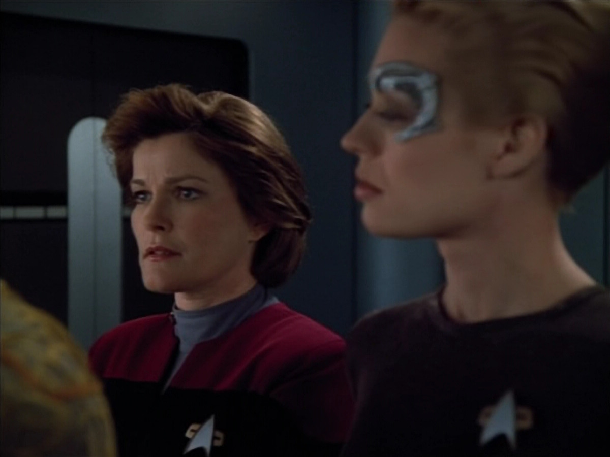 extant_StarTrek_Voyager_4x26-HopeAndFear_00667.jpg