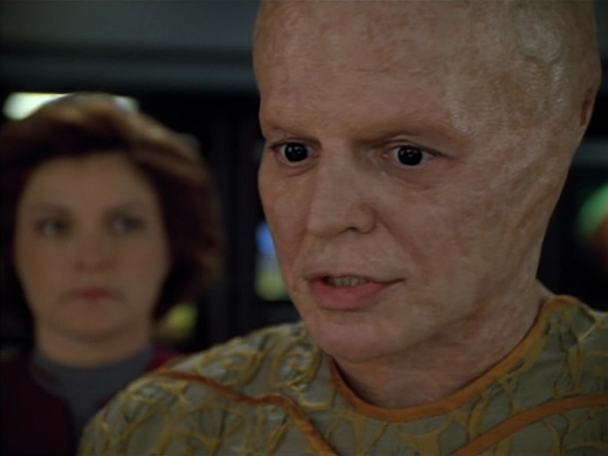 extant_StarTrek_Voyager_4x26-HopeAndFear_00672.jpg
