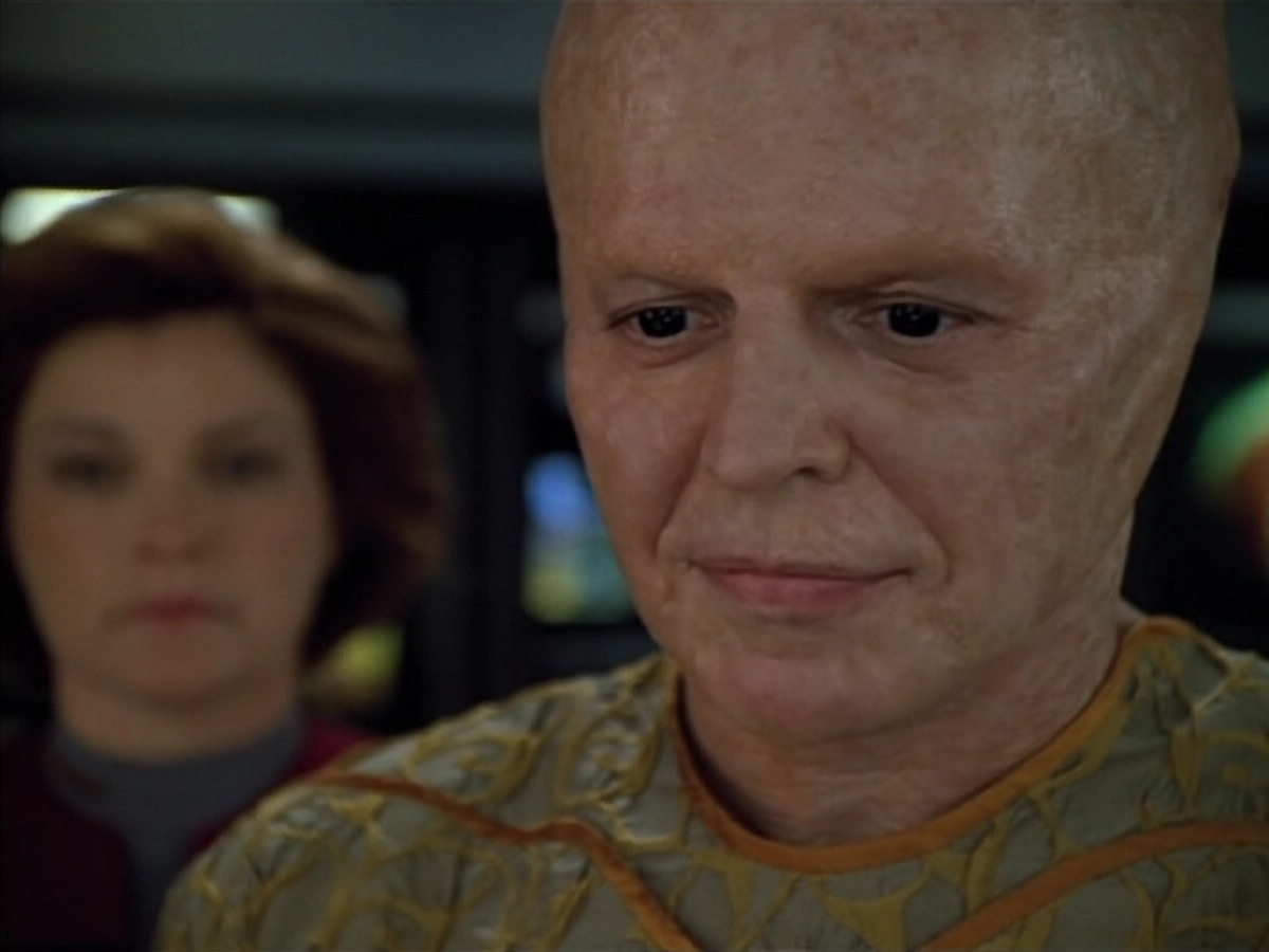 extant_StarTrek_Voyager_4x26-HopeAndFear_00677.jpg