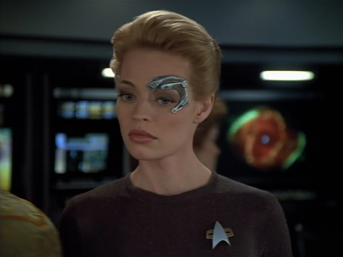 extant_StarTrek_Voyager_4x26-HopeAndFear_00699.jpg