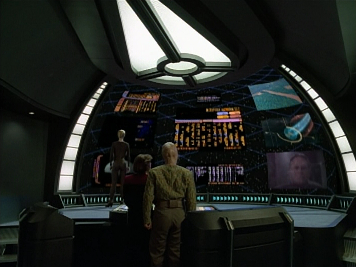 extant_StarTrek_Voyager_4x26-HopeAndFear_00732.jpg