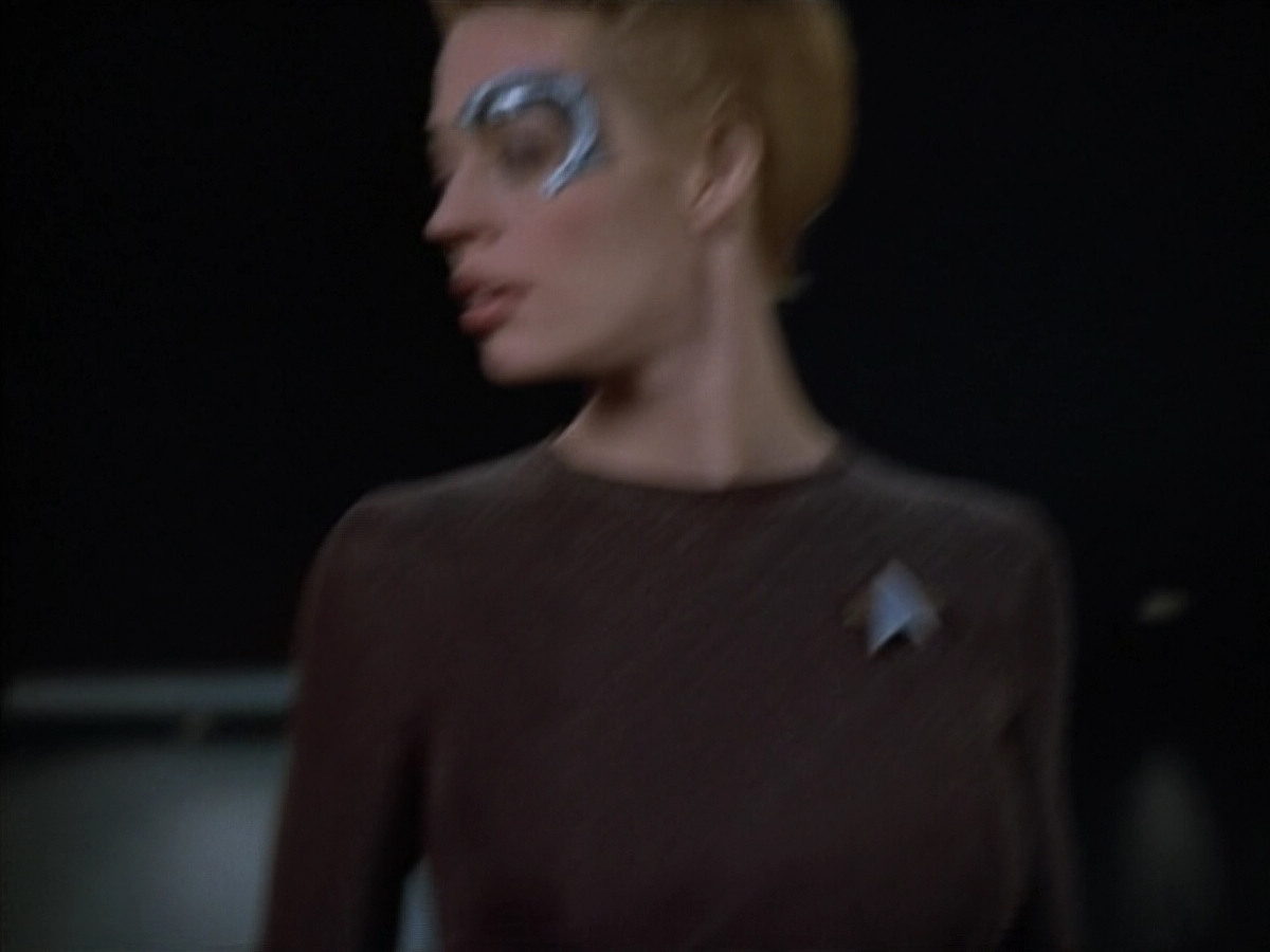 extant_StarTrek_Voyager_4x26-HopeAndFear_00739.jpg