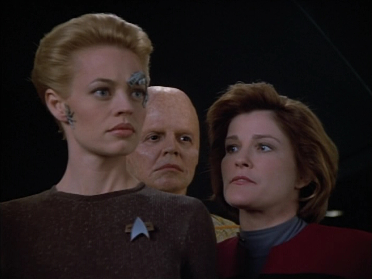 extant_StarTrek_Voyager_4x26-HopeAndFear_00757.jpg