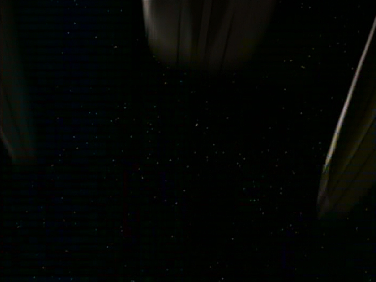 extant_StarTrek_Voyager_4x26-HopeAndFear_01166.jpg