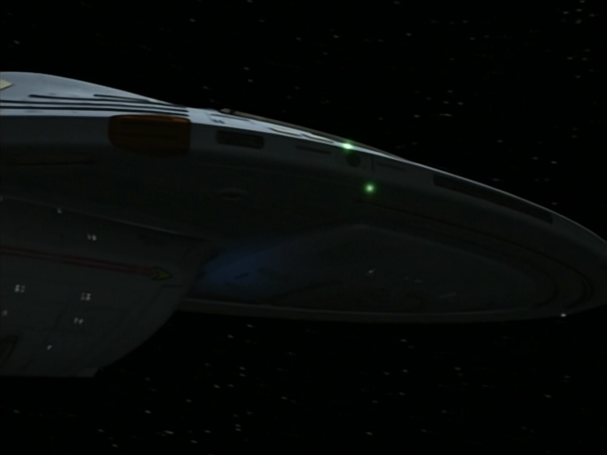 extant_StarTrek_Voyager_4x26-HopeAndFear_01204.jpg