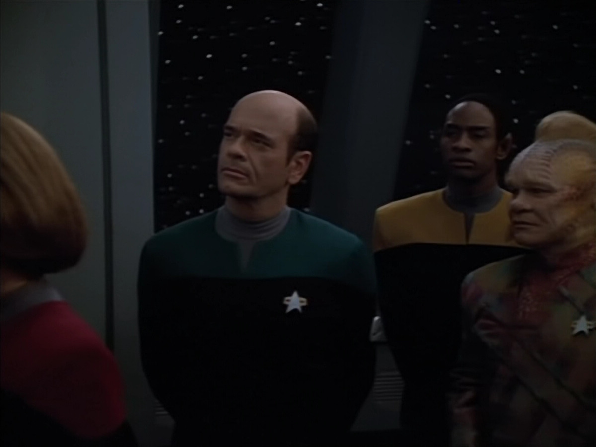 extant_StarTrek_Voyager_4x26-HopeAndFear_01222.jpg