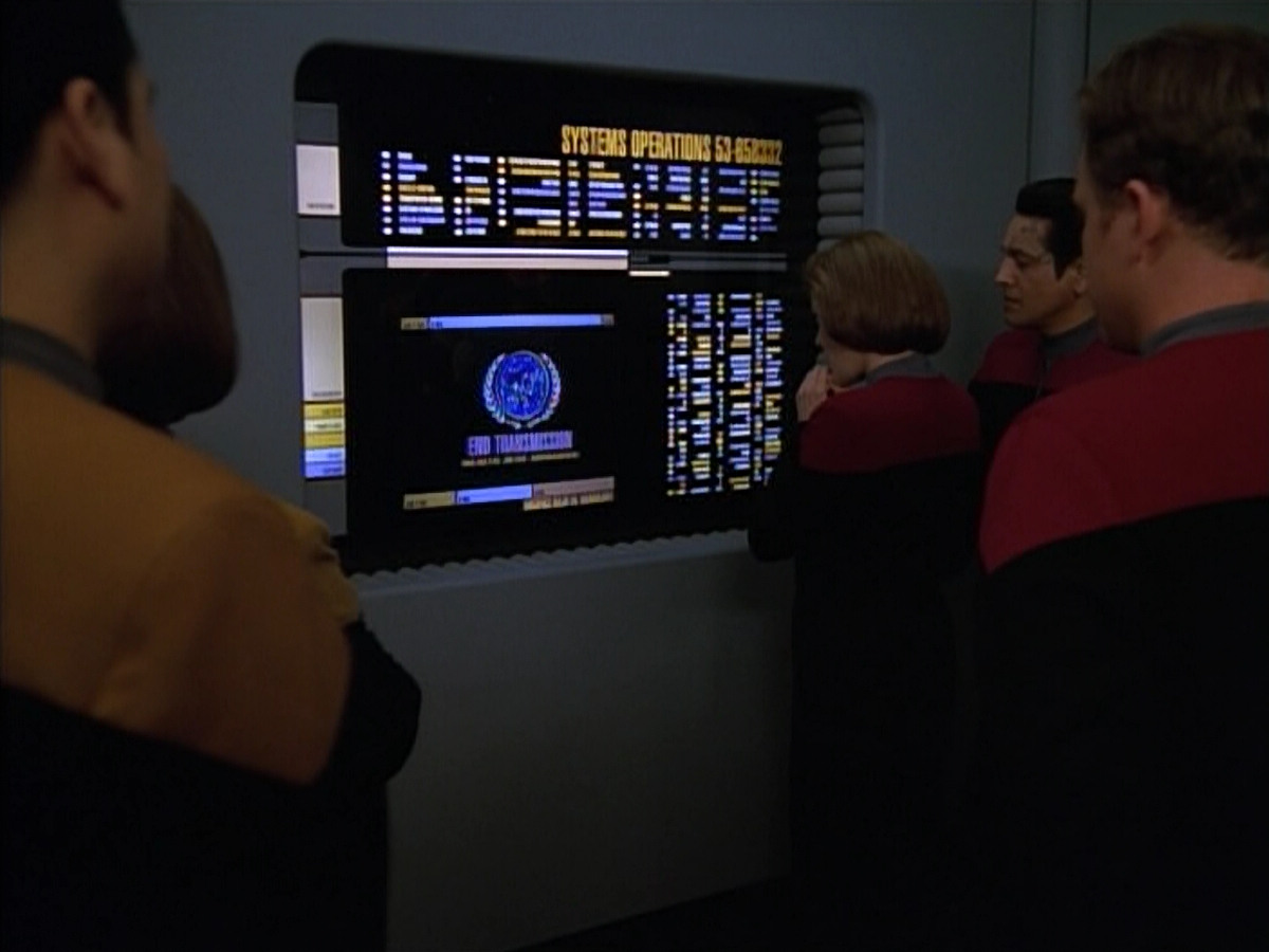 extant_StarTrek_Voyager_4x26-HopeAndFear_01257.jpg
