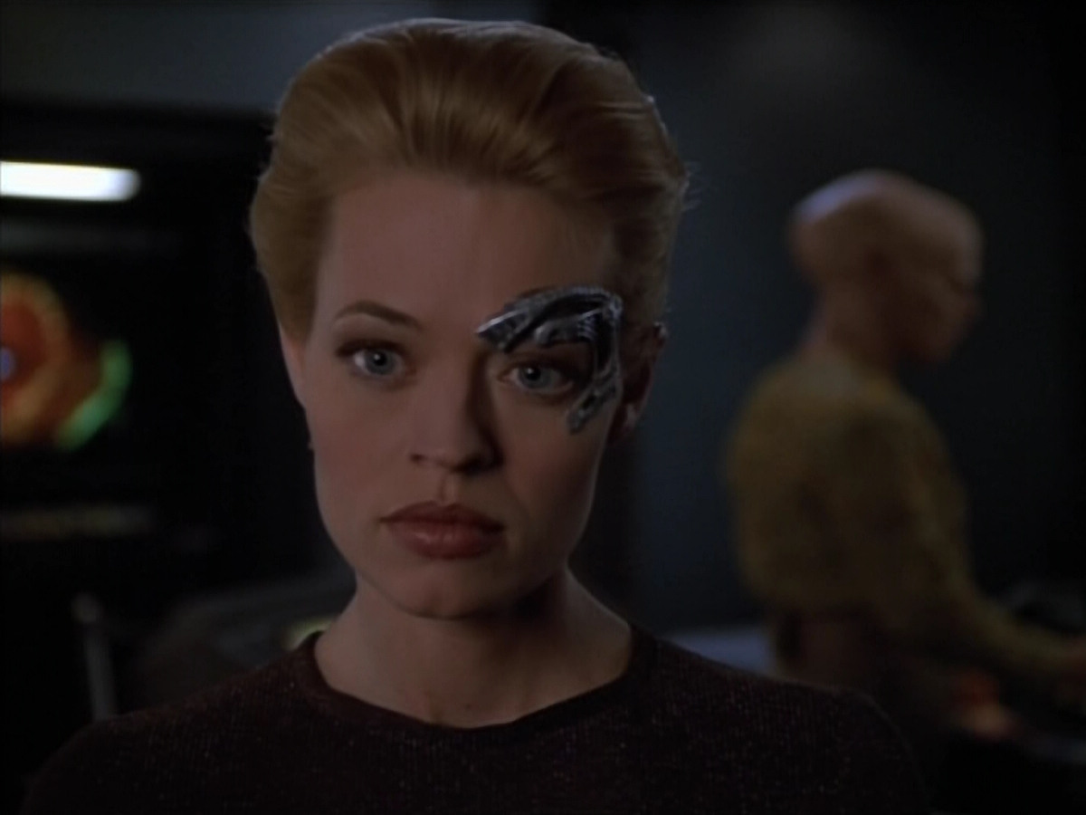 extant_StarTrek_Voyager_4x26-HopeAndFear_01571.jpg