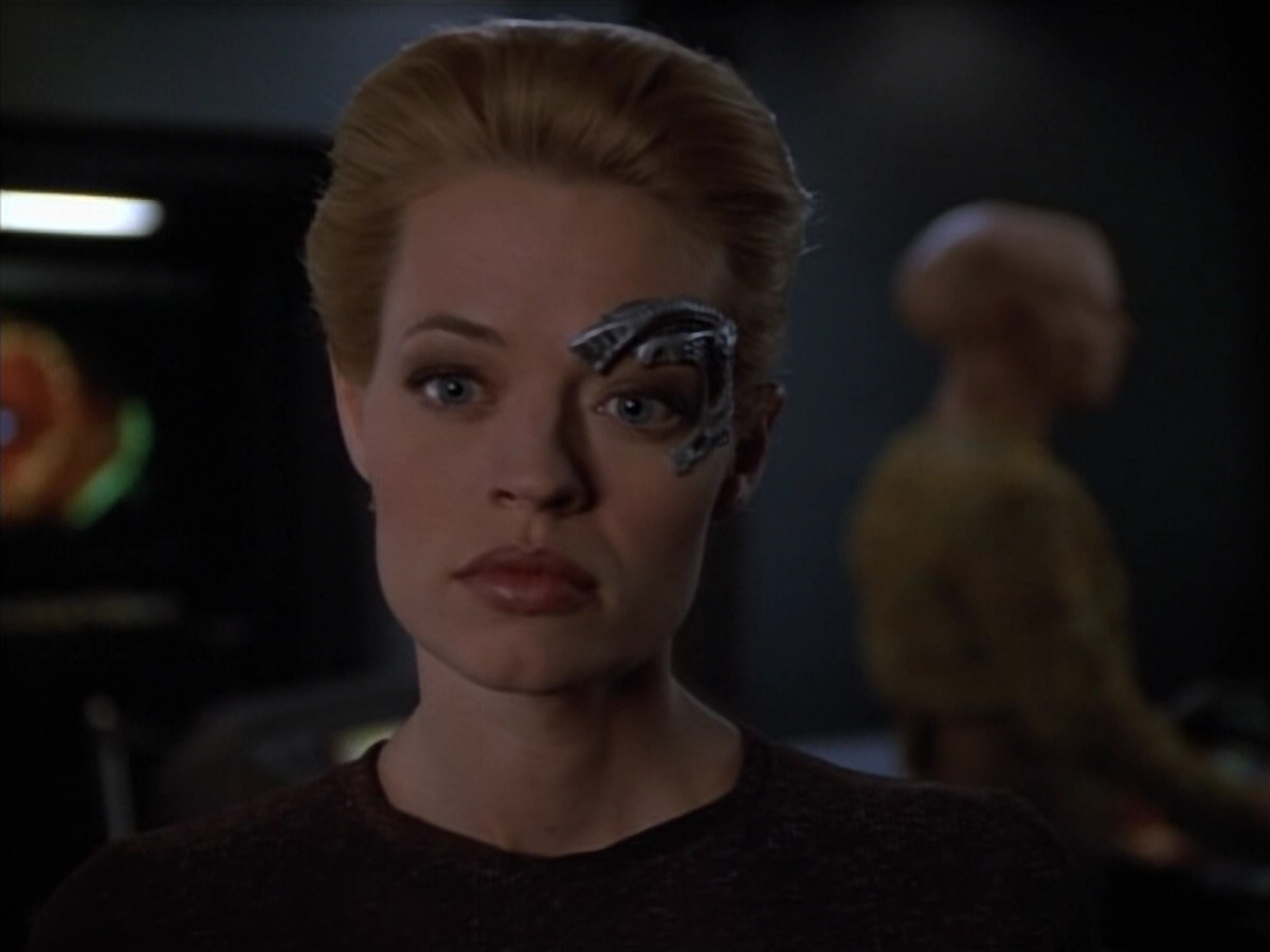extant_StarTrek_Voyager_4x26-HopeAndFear_01572.jpg