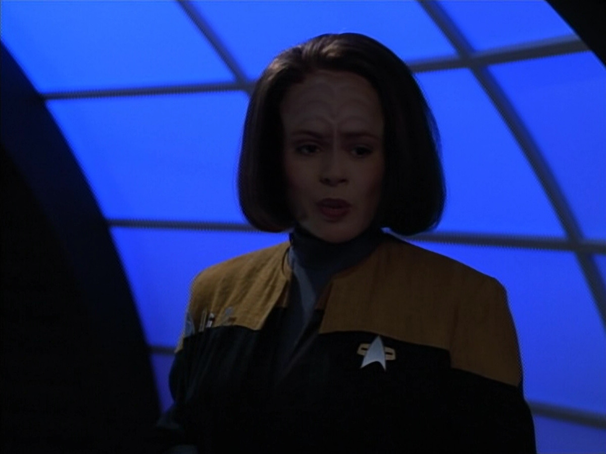 extant_StarTrek_Voyager_4x26-HopeAndFear_01732.jpg
