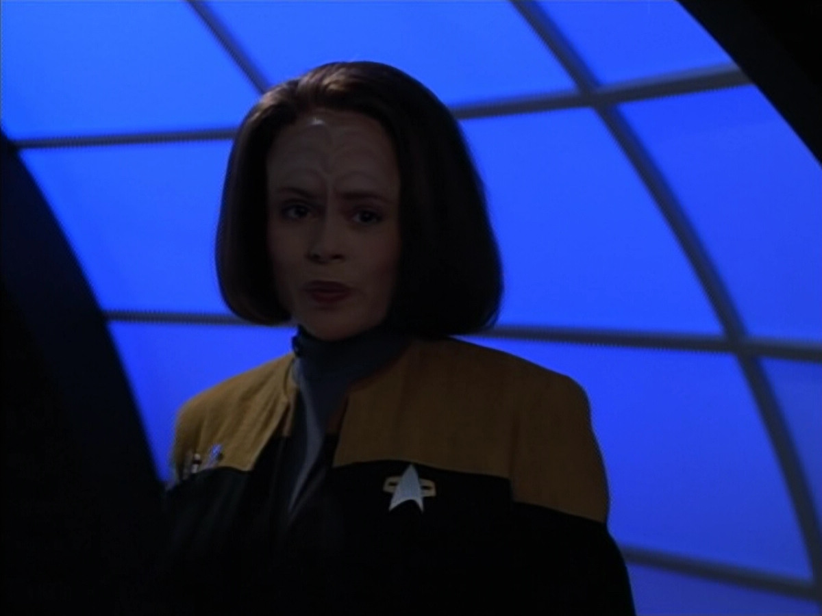 extant_StarTrek_Voyager_4x26-HopeAndFear_01746.jpg