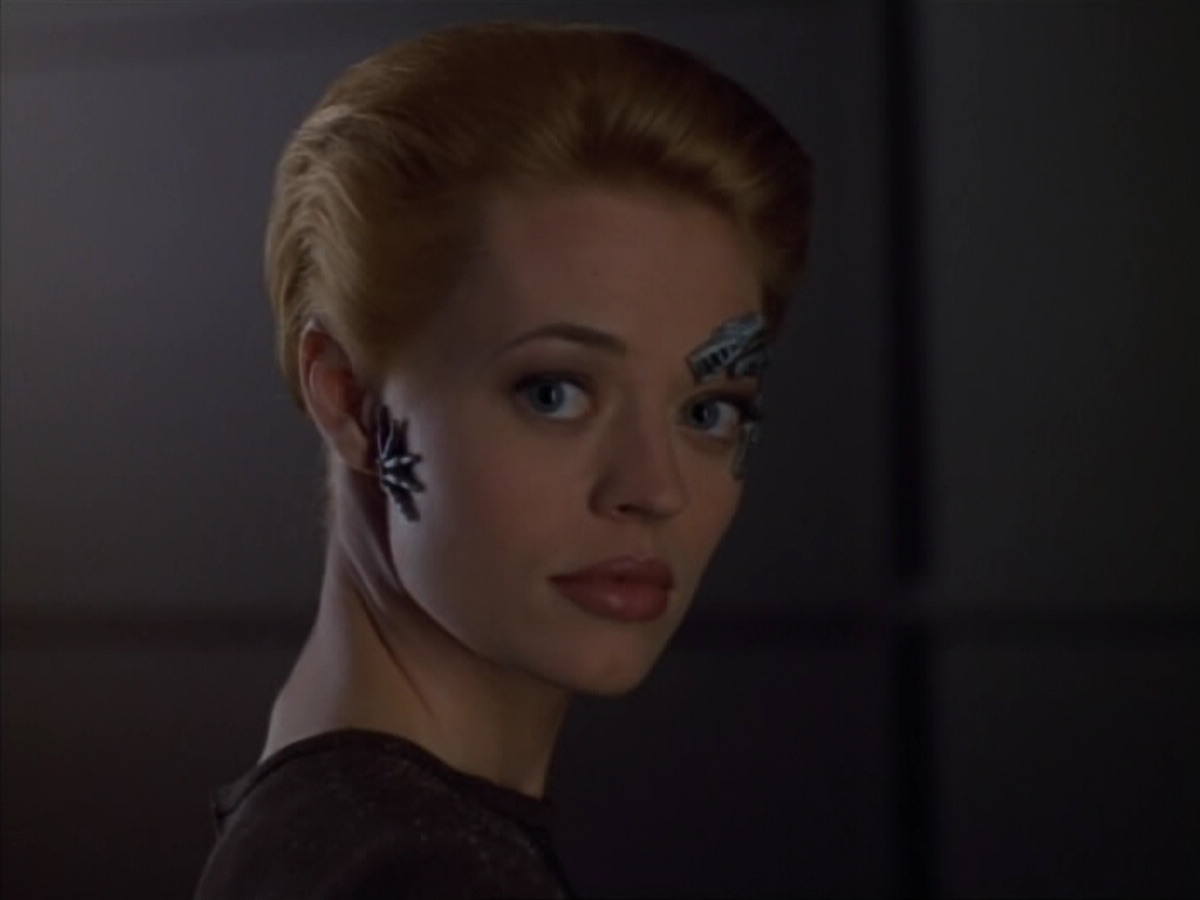 extant_StarTrek_Voyager_4x26-HopeAndFear_01862.jpg