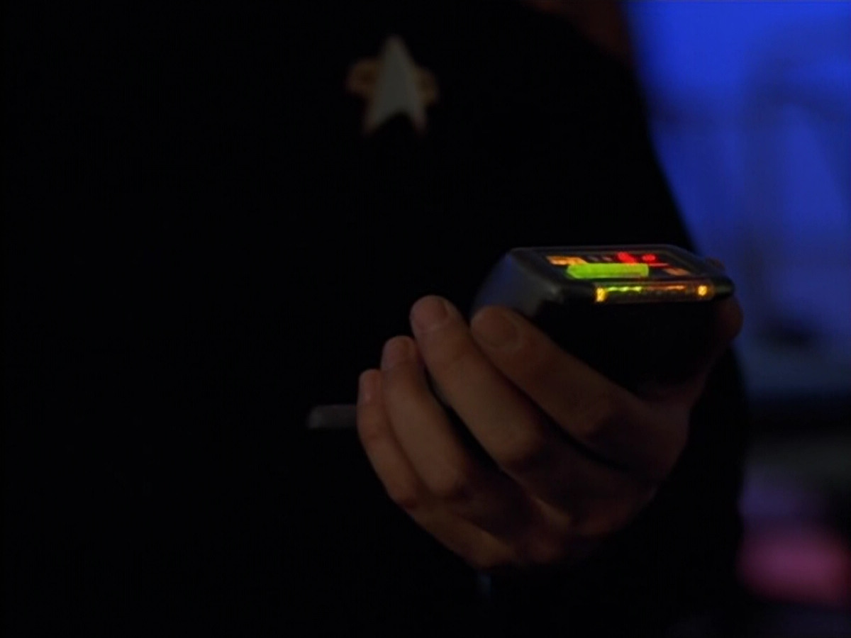 extant_StarTrek_Voyager_4x26-HopeAndFear_01880.jpg
