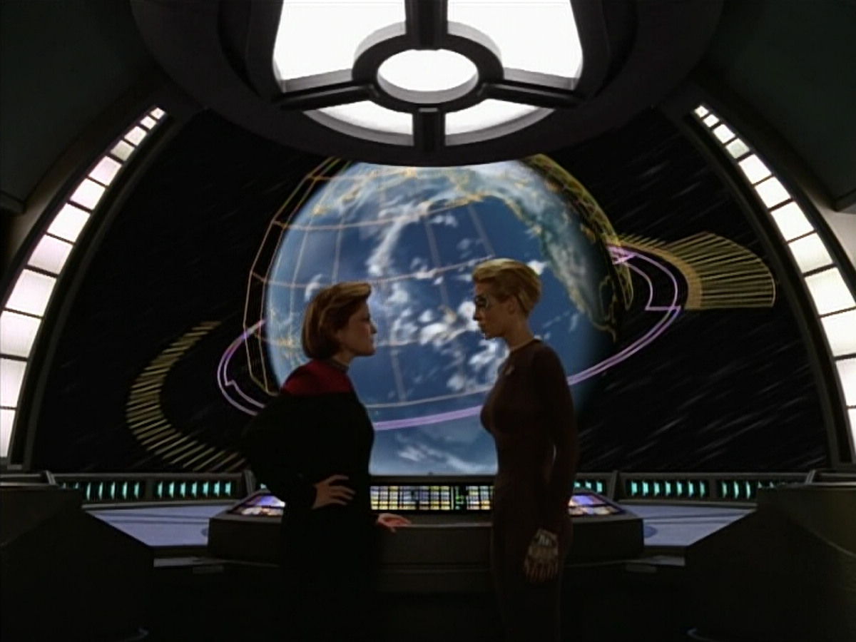 extant_StarTrek_Voyager_4x26-HopeAndFear_02094.jpg