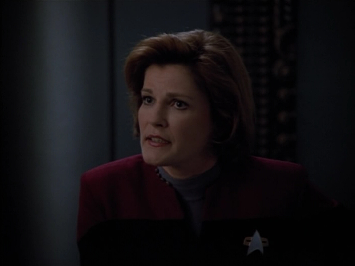 extant_StarTrek_Voyager_4x26-HopeAndFear_02183.jpg