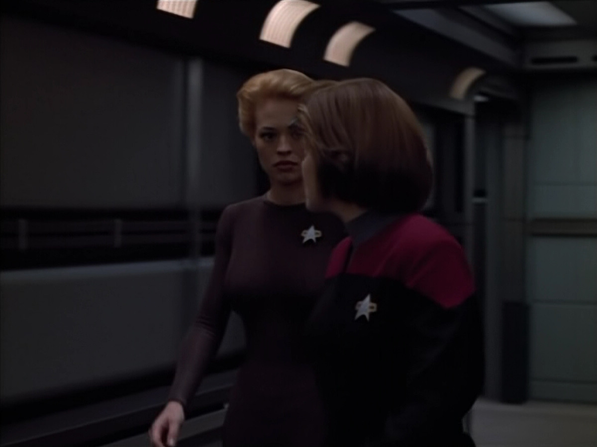 extant_StarTrek_Voyager_4x26-HopeAndFear_02368.jpg