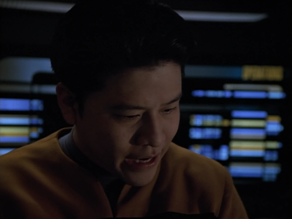 extant_StarTrek_Voyager_4x26-HopeAndFear_02631.jpg