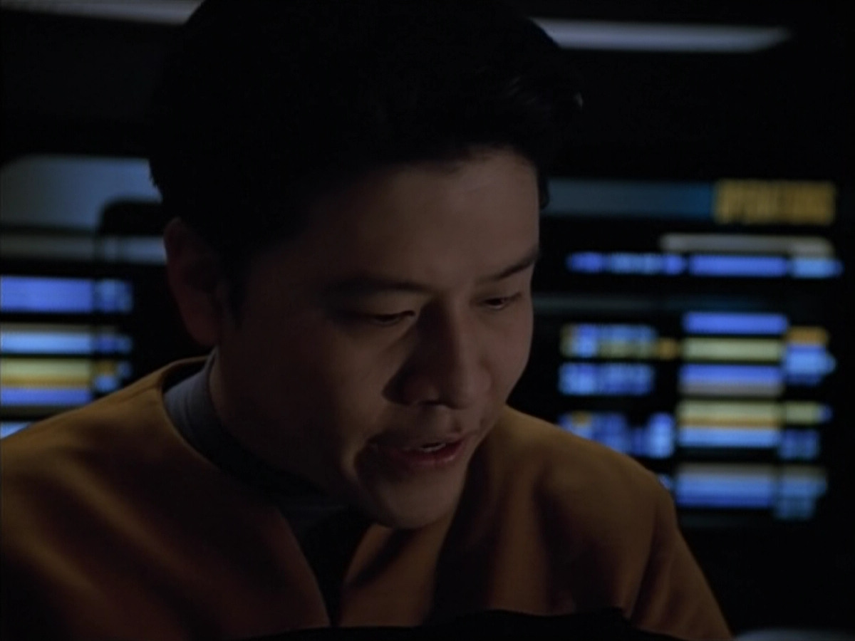extant_StarTrek_Voyager_4x26-HopeAndFear_02634.jpg