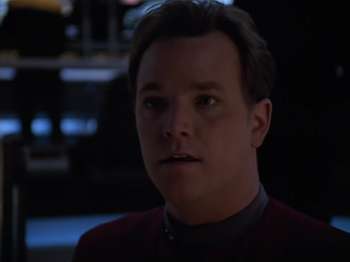 extant_StarTrek_Voyager_4x26-HopeAndFear_02686.jpg