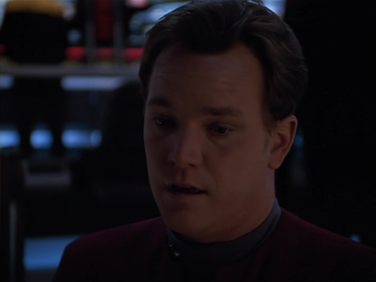 extant_StarTrek_Voyager_4x26-HopeAndFear_02687.jpg