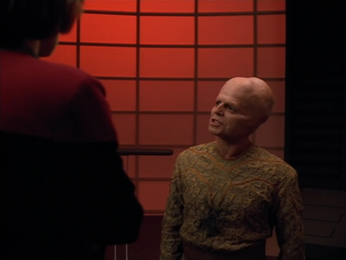extant_StarTrek_Voyager_4x26-HopeAndFear_02767.jpg