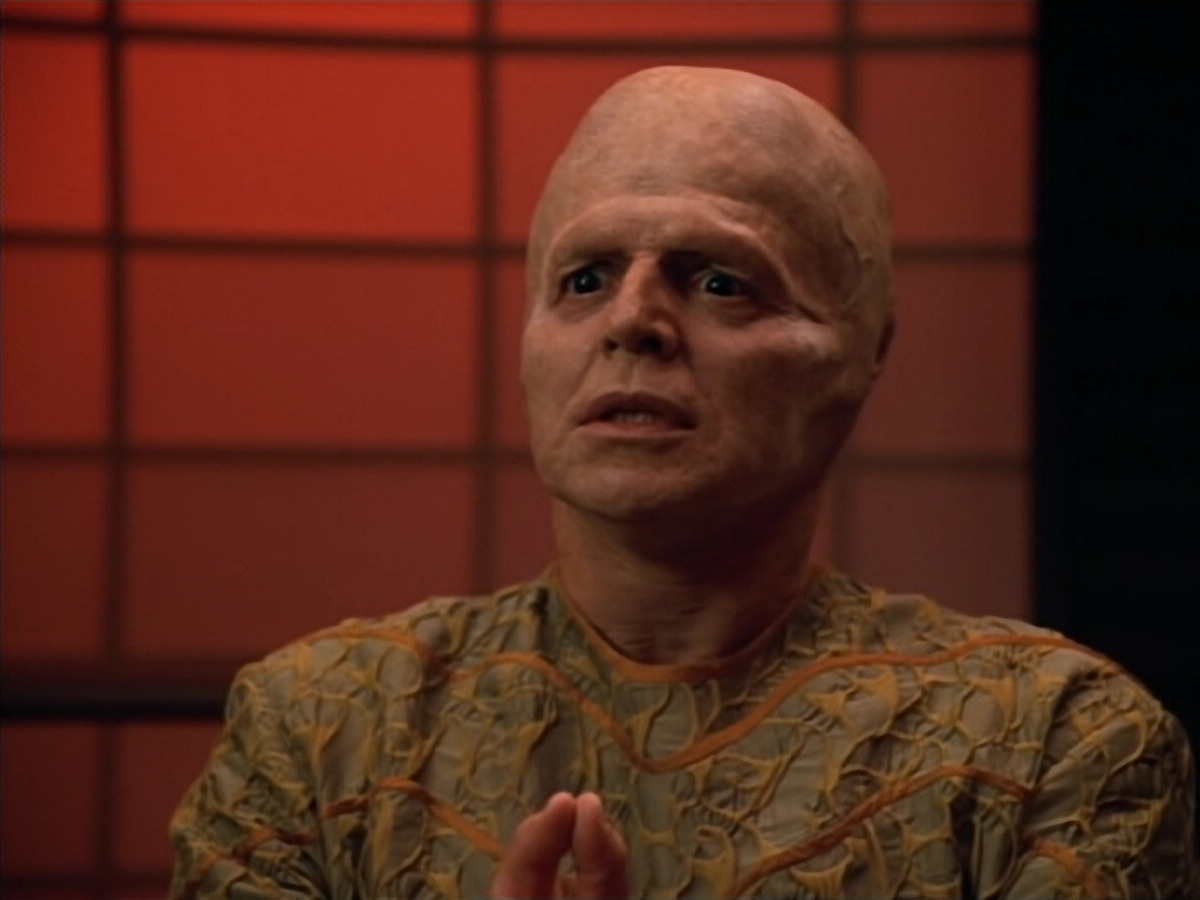 extant_StarTrek_Voyager_4x26-HopeAndFear_02936.jpg
