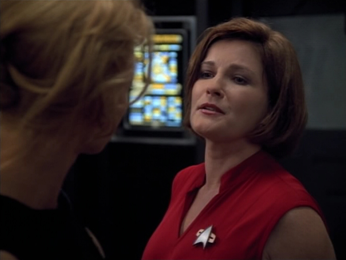 extant_StarTrek_Voyager_4x26-HopeAndFear_03772.jpg
