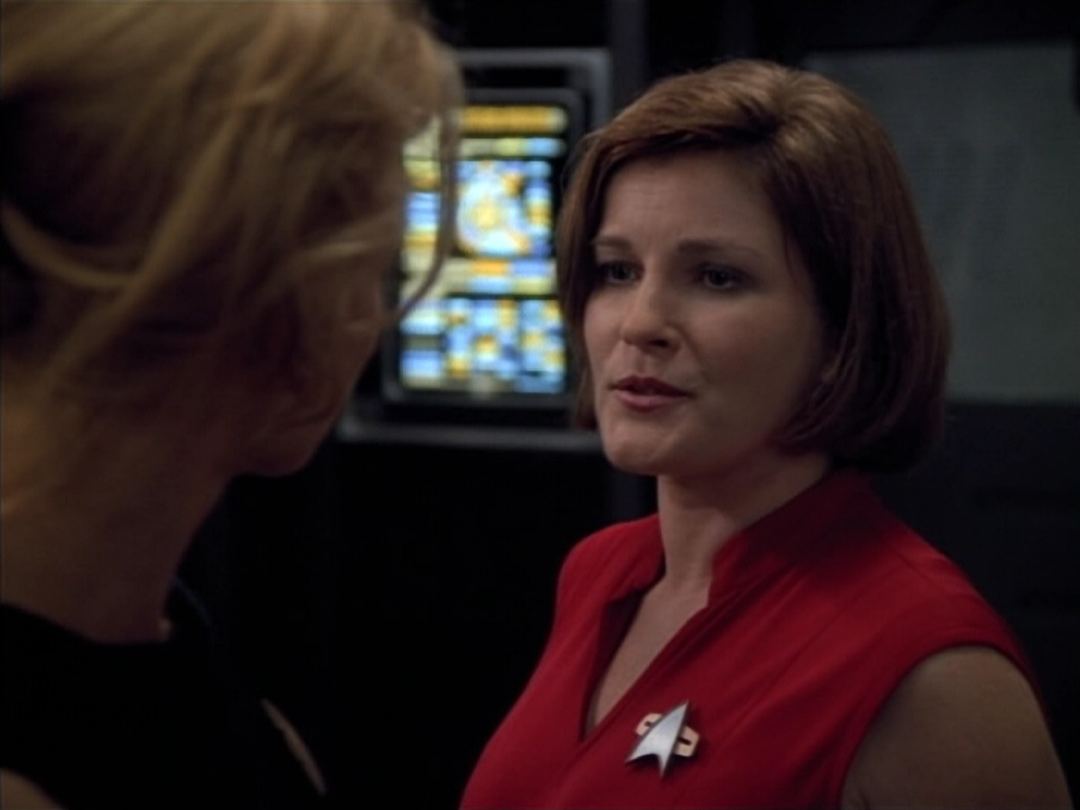 extant_StarTrek_Voyager_4x26-HopeAndFear_03779.jpg