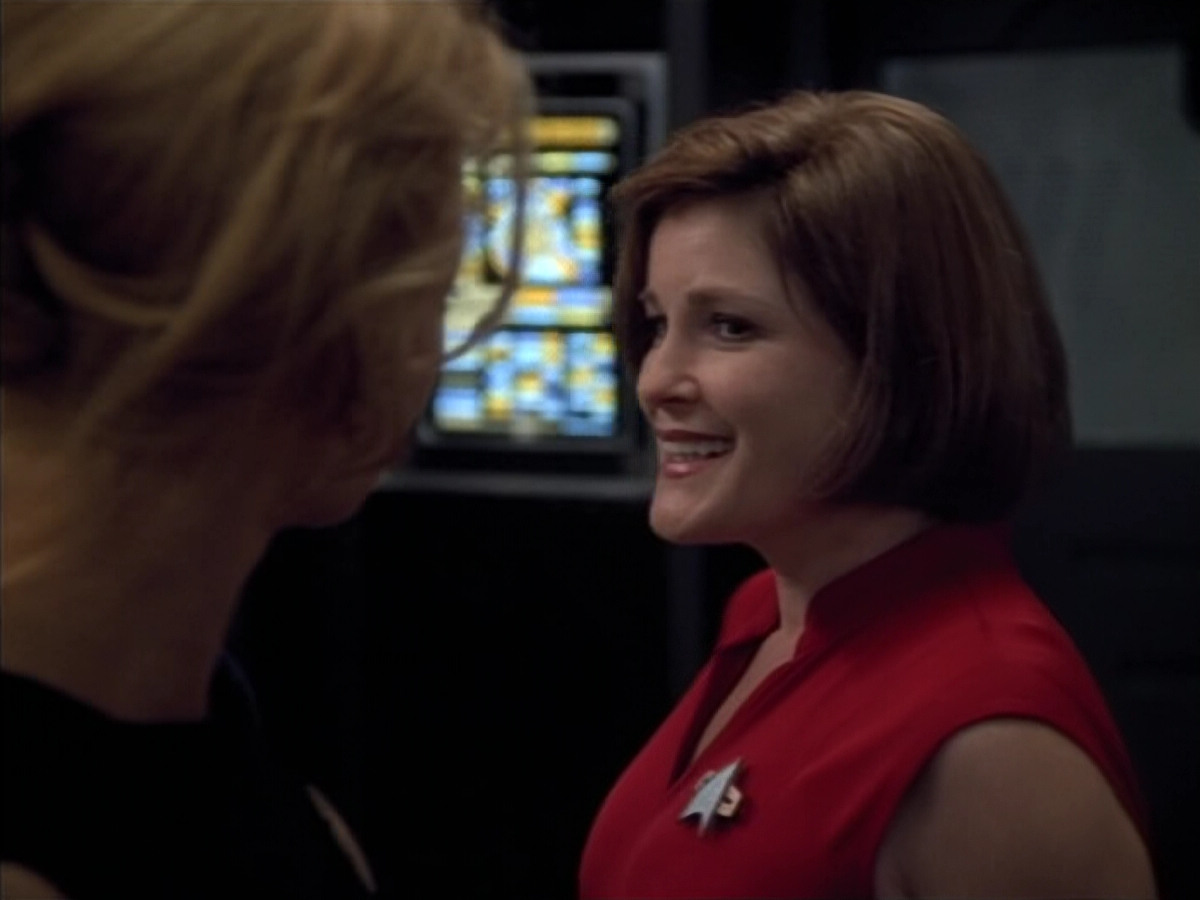 extant_StarTrek_Voyager_4x26-HopeAndFear_03797.jpg