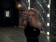 extant_StarTrek_Voyager_4x26-HopeAndFear_00008.jpg