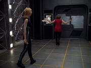 extant_StarTrek_Voyager_4x26-HopeAndFear_00101.jpg