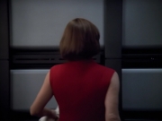 extant_StarTrek_Voyager_4x26-HopeAndFear_00105.jpg
