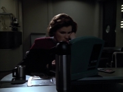 extant_StarTrek_Voyager_4x26-HopeAndFear_00294.jpg
