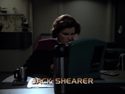 extant_StarTrek_Voyager_4x26-HopeAndFear_00295.jpg