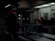 Filename=extant_StarTrek_Voyager_4x26-HopeAndFear_00336.jpg
Filesize=114KiB
Dimensions=1200x900
Date added=Oct 04, 2019 extant_StarTrek_Voyager_4x26-HopeAndFear_00336.jpg